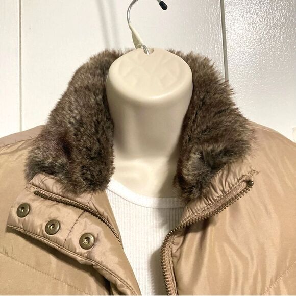 EDDIE BAUER Goose Down Tan Gilet Puffer Tan Beige Vest Womens Medium - Picture 3 of 16